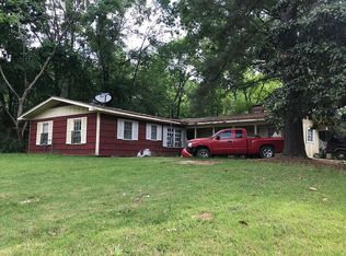 1676 Smallwood St, Jackson, MS 39212