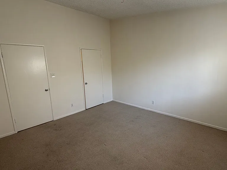 11712Darl — Photo 24