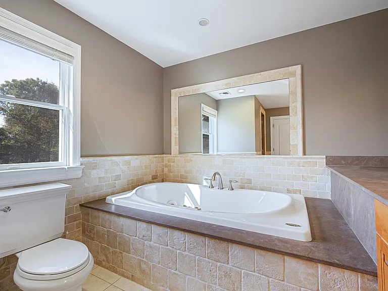 32 Vail Ave #A — Photo 19