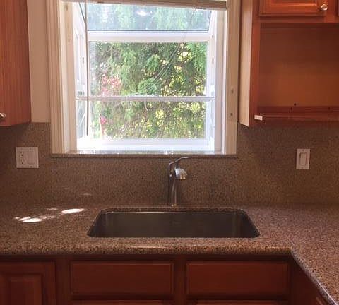5th image of 20651 Park Cir E APT 3