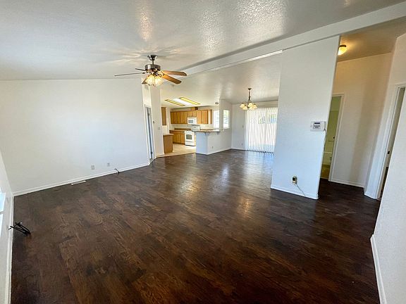 3rd image of 7047 W Chino Dr