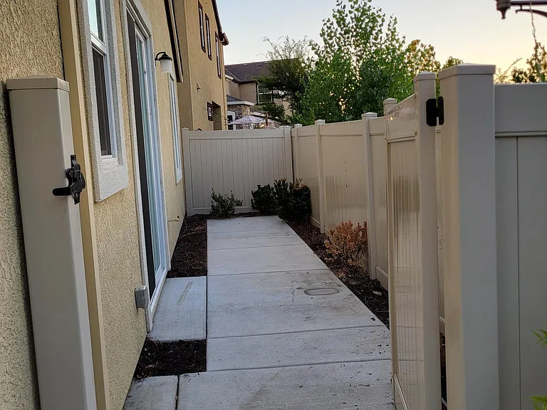 3025 Bernini Pl — Photo 18