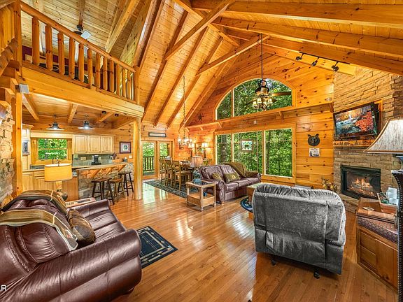 2nd image of 2746 Cedar Falls Way