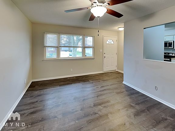 4th image of 5126 Botsford Dr