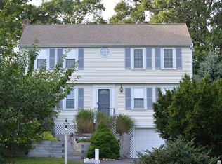 10 Sophie Ann Dr, Yarmouth Port, MA 02675