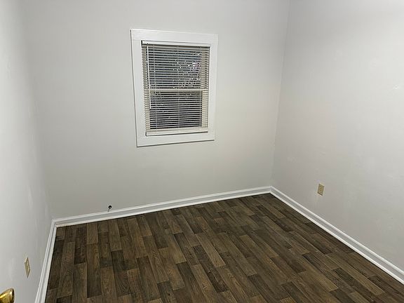 4th image of 1239 N Millwood Ave APT 3