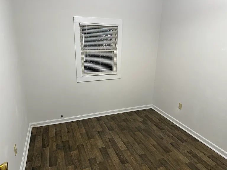 1239 N Millwood Ave #3 — Photo 4