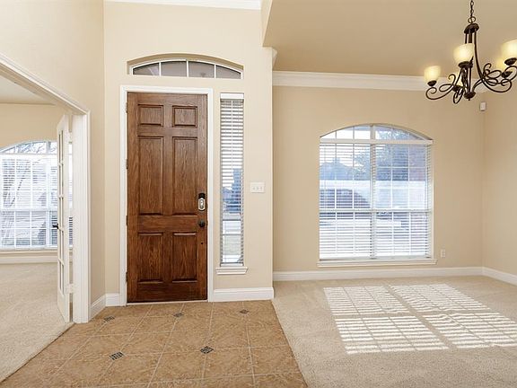 4th image of 4301 Jasmine Ln