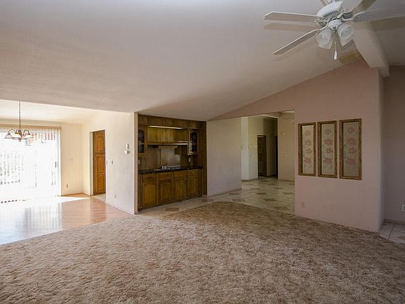 5th image of 19325 W Hopi Dr