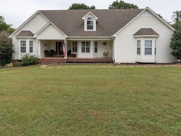 1495 Turnpike Rd, Summertown, TN 38483