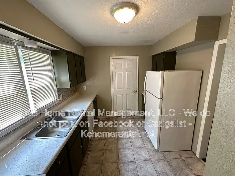 5903 E 149th St — Photo 5