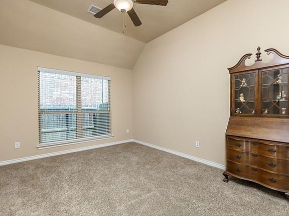 5th image of 15225 Mallard Creek St