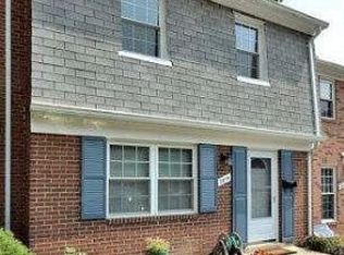 7814 Snead Ln, Falls Church, VA 22043