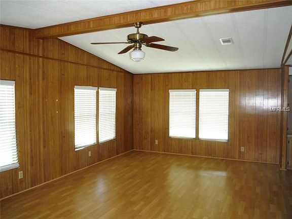 2nd image of 148 Pinewood Ter #94
