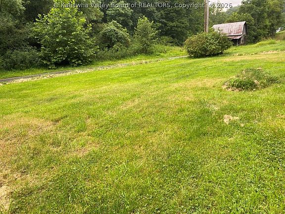 3rd image of 6403 Millstone Rd