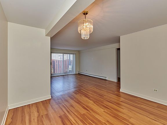 4th image of 8701 W Foster Ave Unit 108