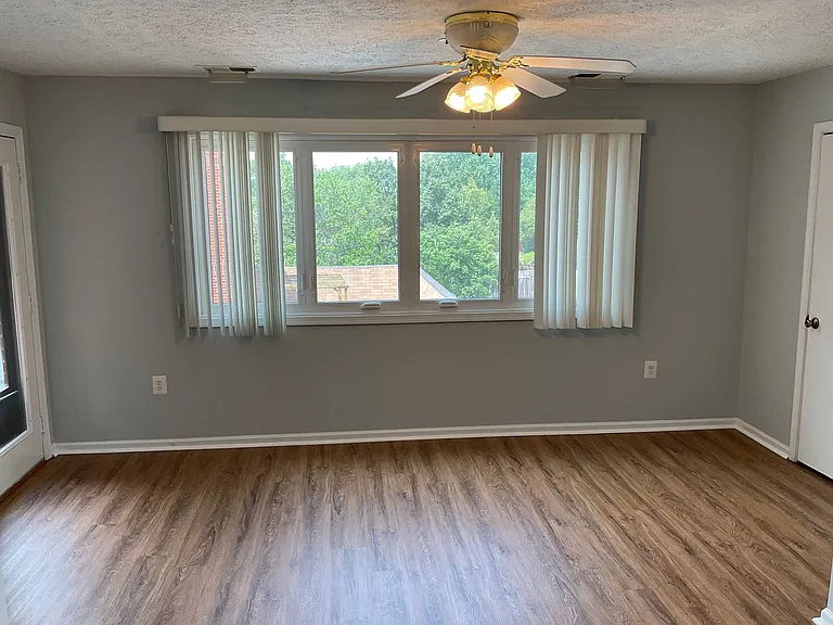 8 Russell Ave #311 — Photo 11