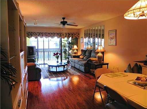 4th image of 175 SE Saint Lucie Blvd Unit Un E 136