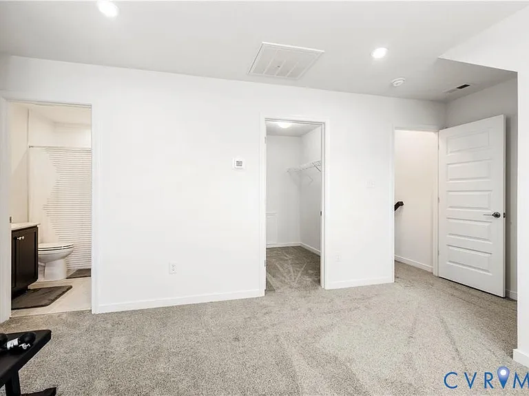 12221 Dutch Elm Cir — Photo 14