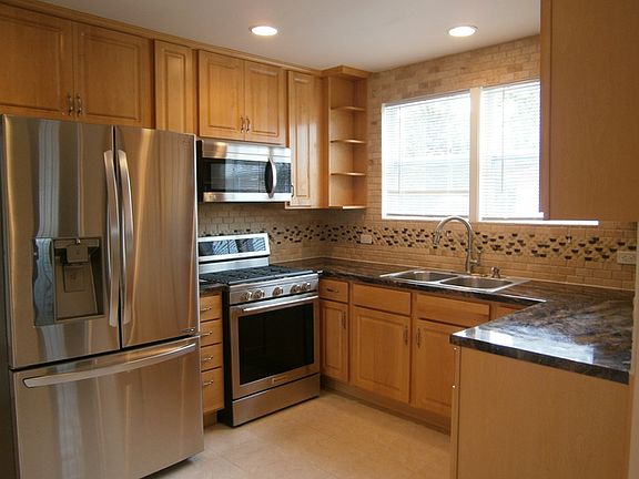5th image of 12359 S Lincoln St