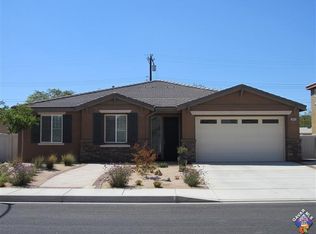 39453 11th St W, Palmdale, CA 93551
