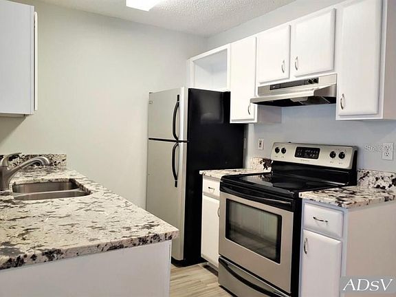 3rd image of 2549 Grassy Point Dr Unit 109