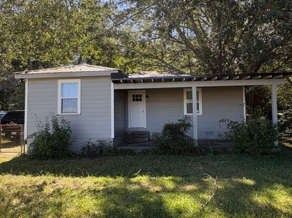 632 E McIntosh Rd