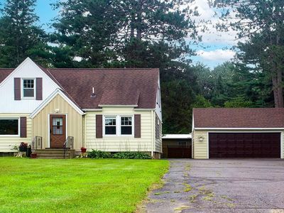 1302 Prospect Ave W, Cloquet, MN, 55720