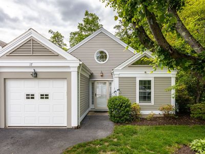 17 Saint George Place #17, Sandy Hook, CT, 06482