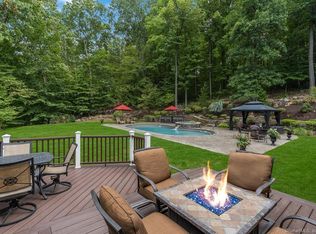 287 Chesterwood Ter, Southington, CT 06489