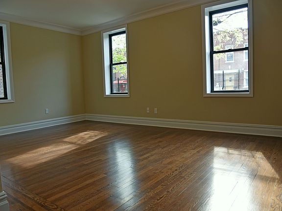 2nd image of 3060 48th St APT 1F
