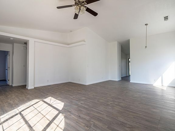 4th image of 3538 E Roosevelt Ave