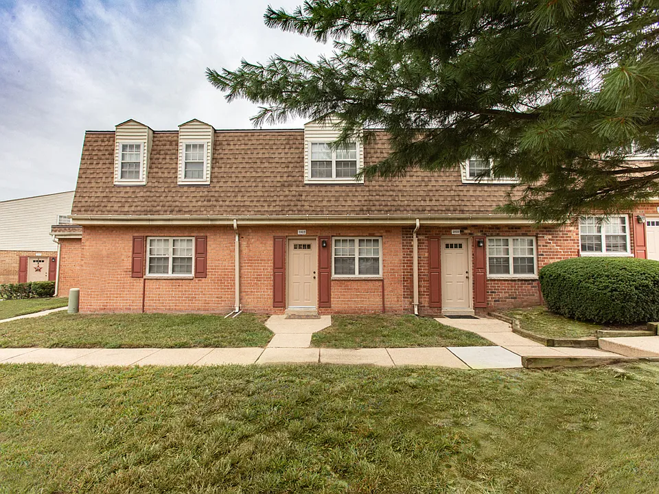 Somerset Woods Townhomes