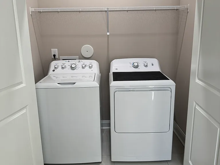 Washer & Dryer