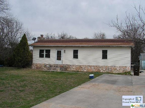 2nd image of 1193 Walnut Valley