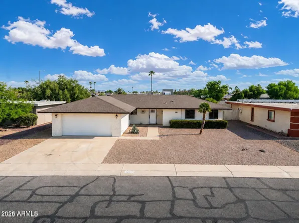 10610 W GARNETTE Drive, Sun City, AZ 85373