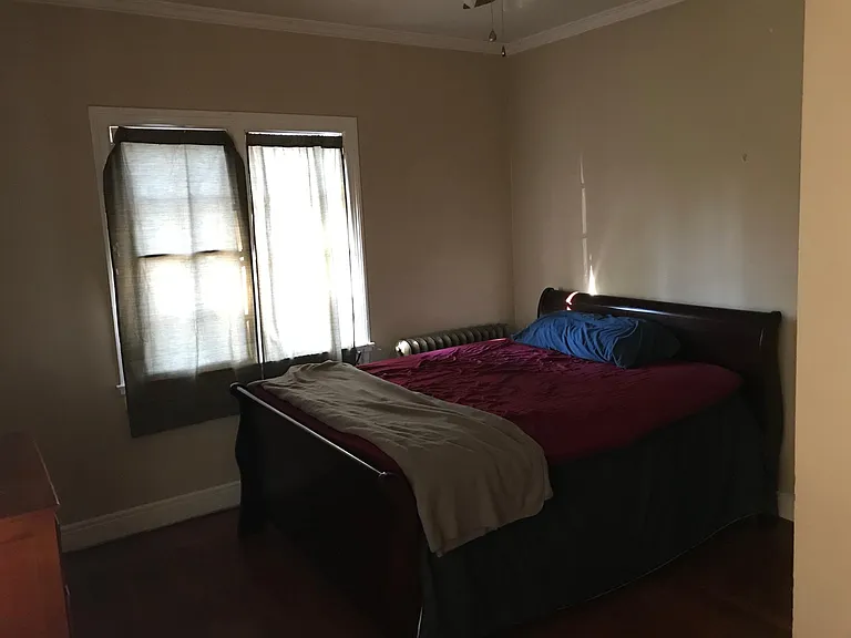 704 N Stockton St — Photo 14