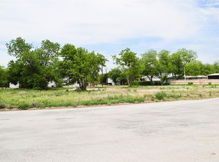 106 Roselawn St, Coleman, TX 76834