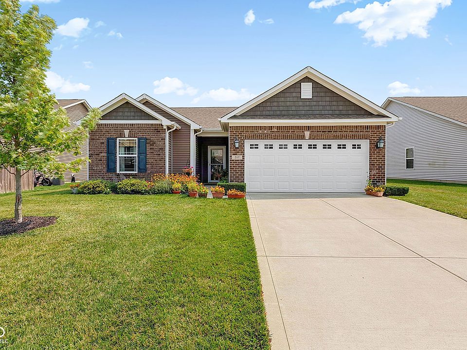 1st image of 257 Longleaf Ln