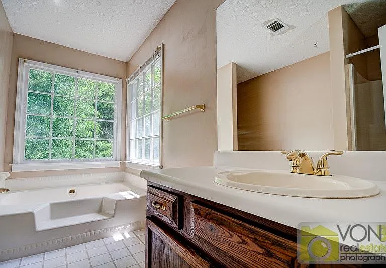 5259 Springtide Ln — Photo 10