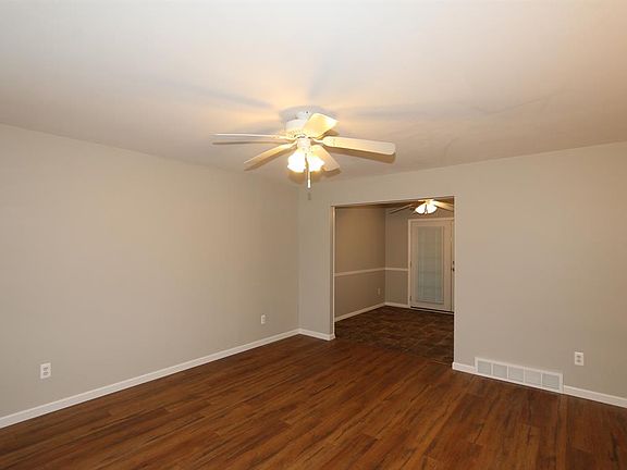 4th image of 1682 Eastwind Ct