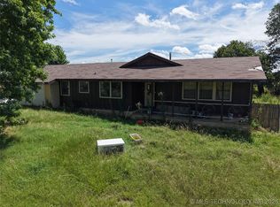 30332 S Vfw Rd, Stigler, OK 74462