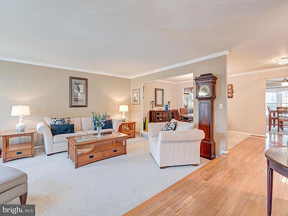 2nd image of 3120 Windwood Farms Dr