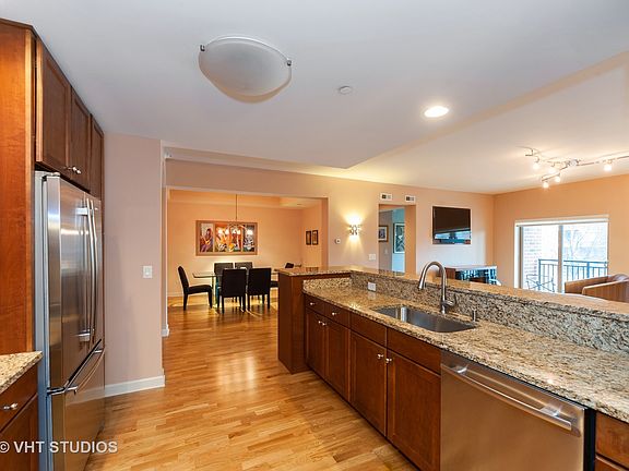 2nd image of 400 Village Grn Unit 207