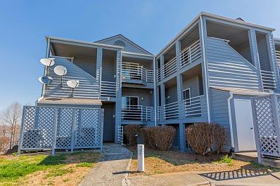 114_WatersideCircle-1