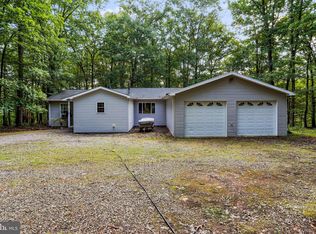 39 Marilyns Way, Paw Paw, WV 25434