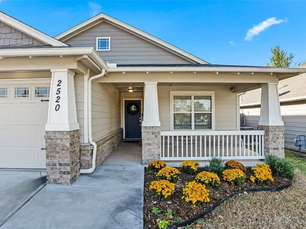 2520 E 5th Pl, Tulsa, OK 74104