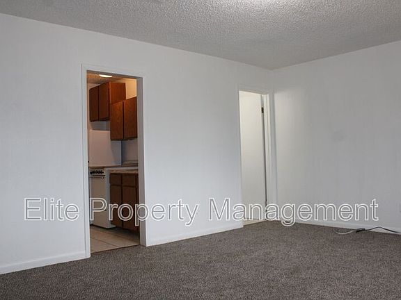 4th image of 1529 Oakshire Ln #2