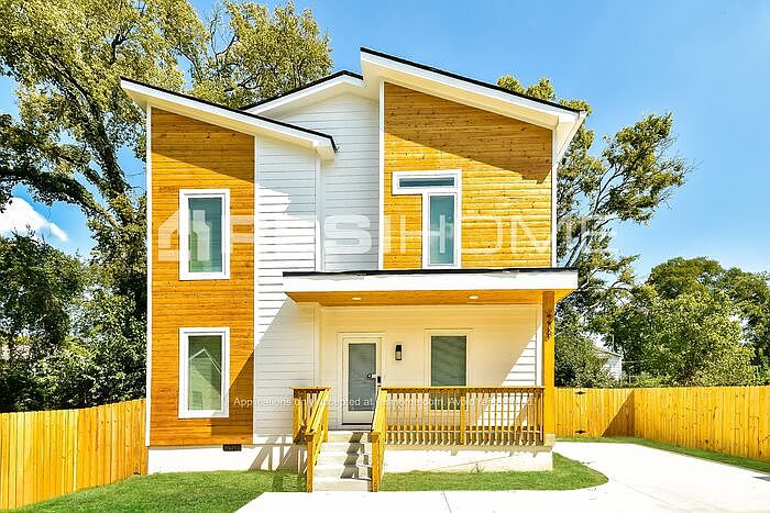 1st image of 223 Lucile St #B