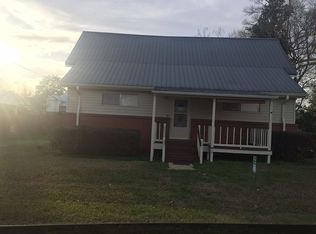 100 Oak St, Richton, MS 39476